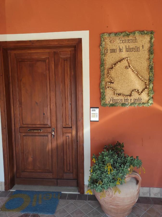 B&B Gli Amici Del Tubarello Розето-дельи-Абруцци Экстерьер фото