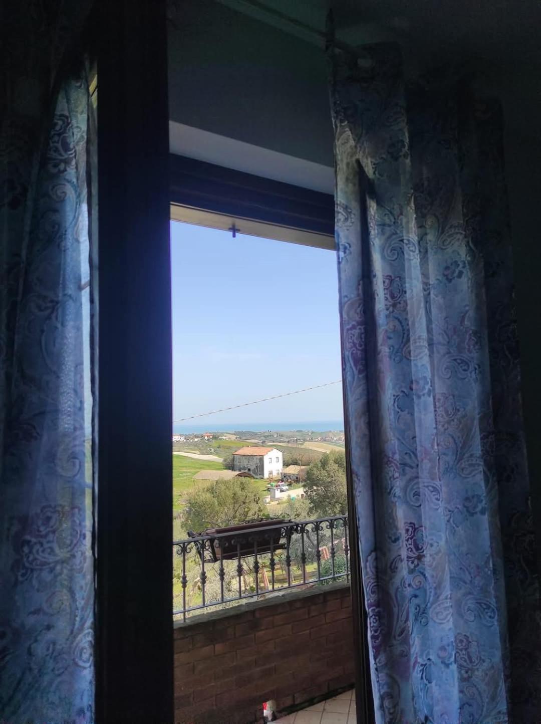 B&B Gli Amici Del Tubarello Розето-дельи-Абруцци Экстерьер фото